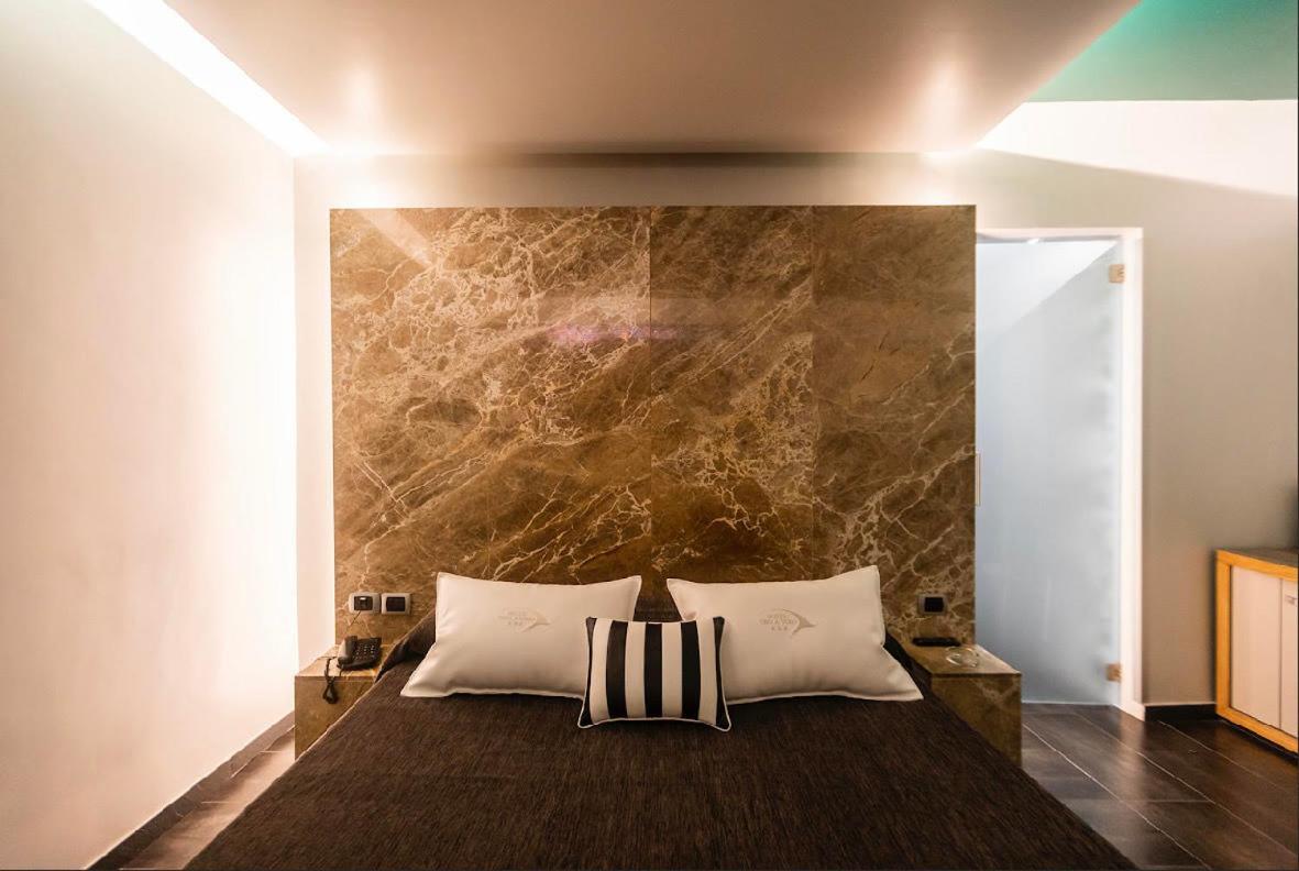 Hotel Tiro A Volo Pozzuoli